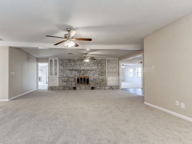 Photo - 921 Harrison St