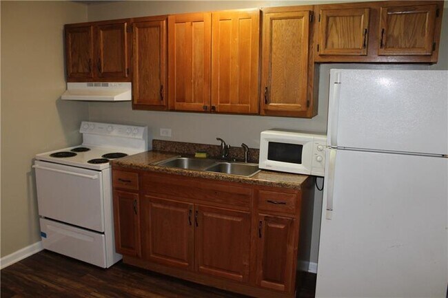 Photo - 145 Brighton Ave Unit 3