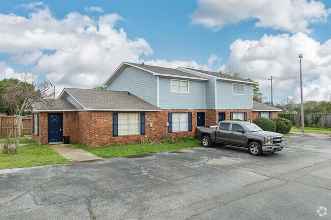 Photo - The Meadows on Main