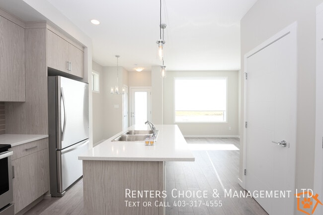Photo - Newer, Pet Friendly Townhouse with Extra Storage