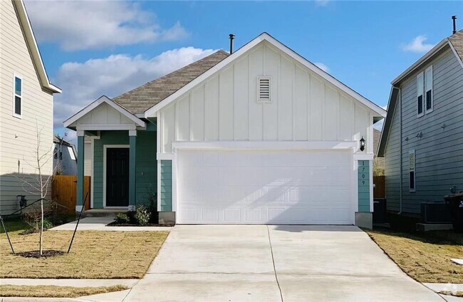 Building Photo - 1709 Adobe Walls Way Rental