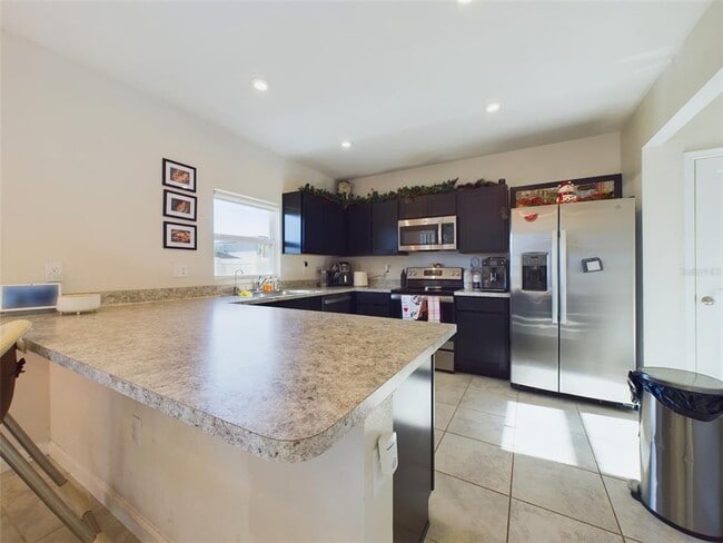 Photo - 1424 Feather Ln