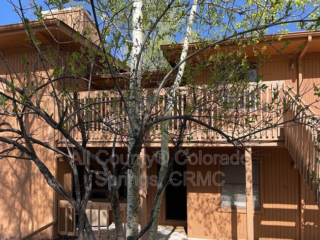 Photo - 401 Forest Edge Drive Unit A7