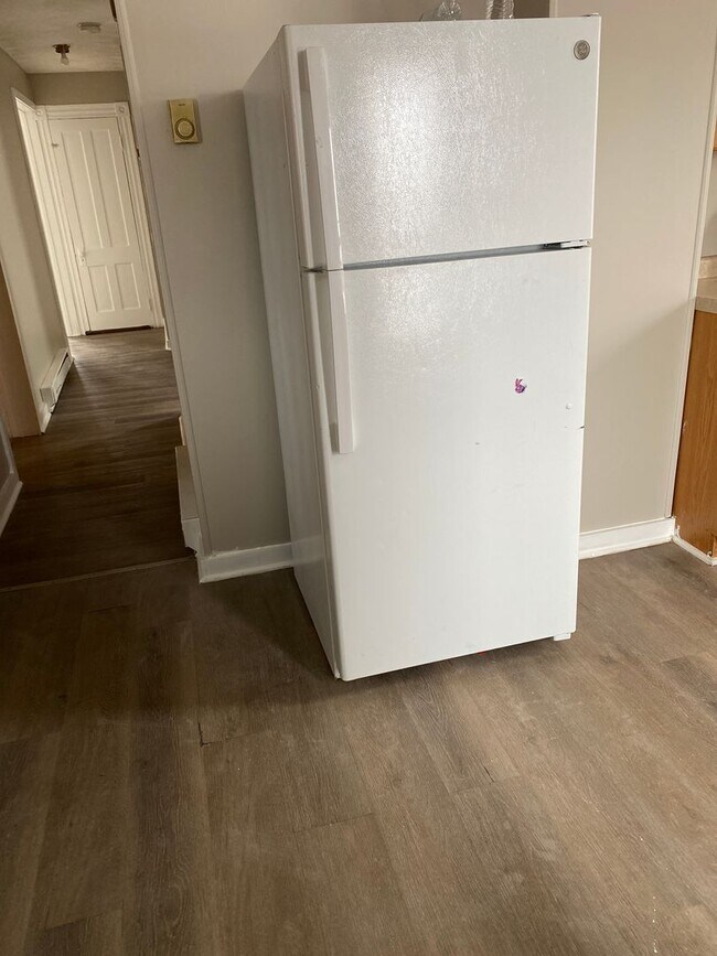 Photo - 712 S Irving Ave Unit 2nd floor