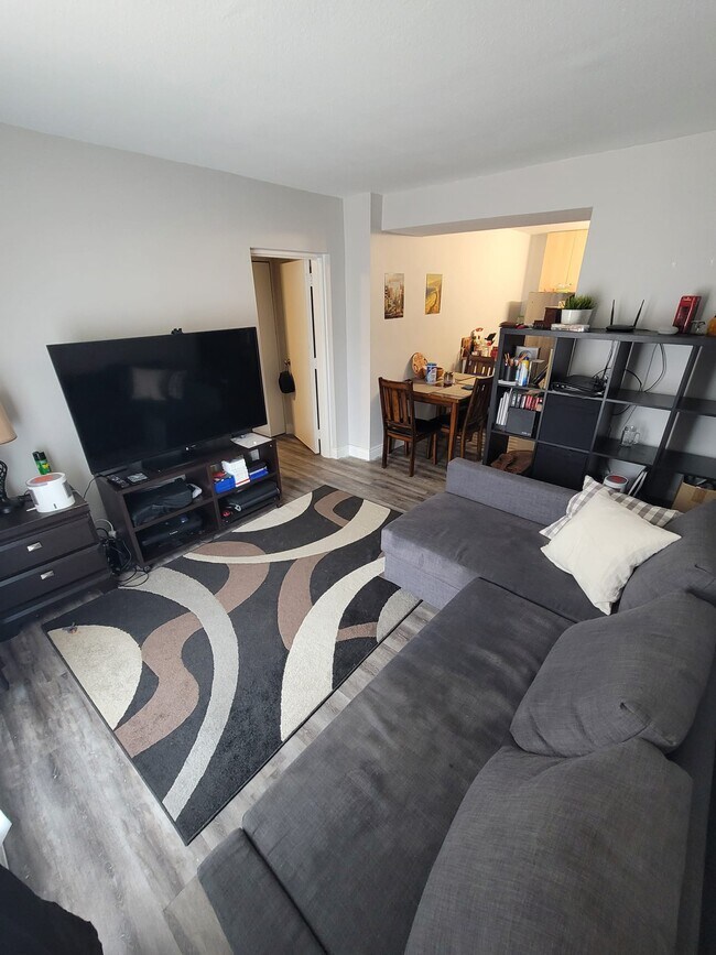 Photo - 162 Young St Unité 3