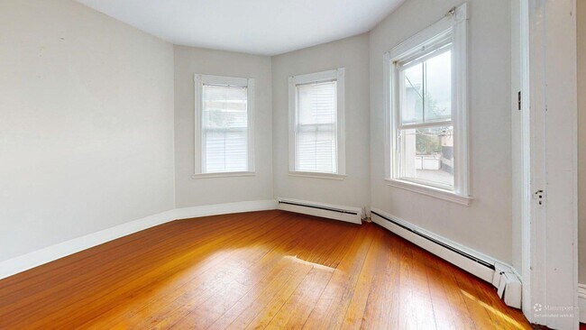 Photo - 5 Durham St Unidad 2