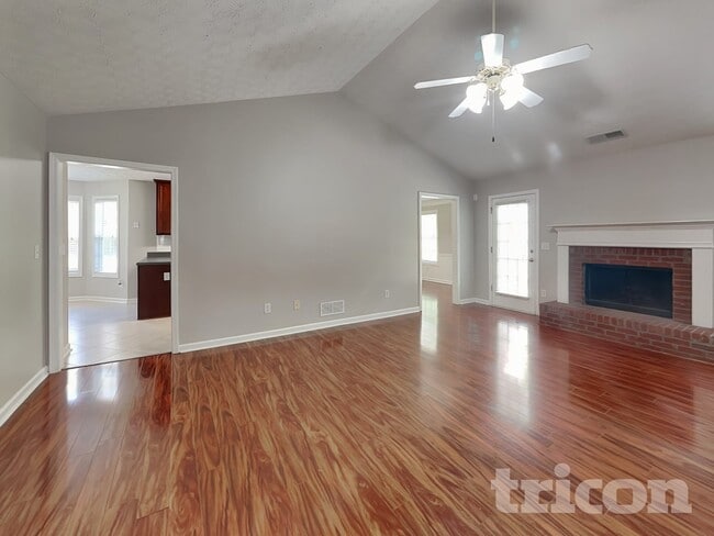 Photo - 515 Plantation Creek Dr