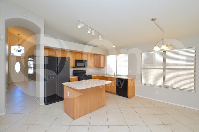 Photo - 513 E Cathy Dr