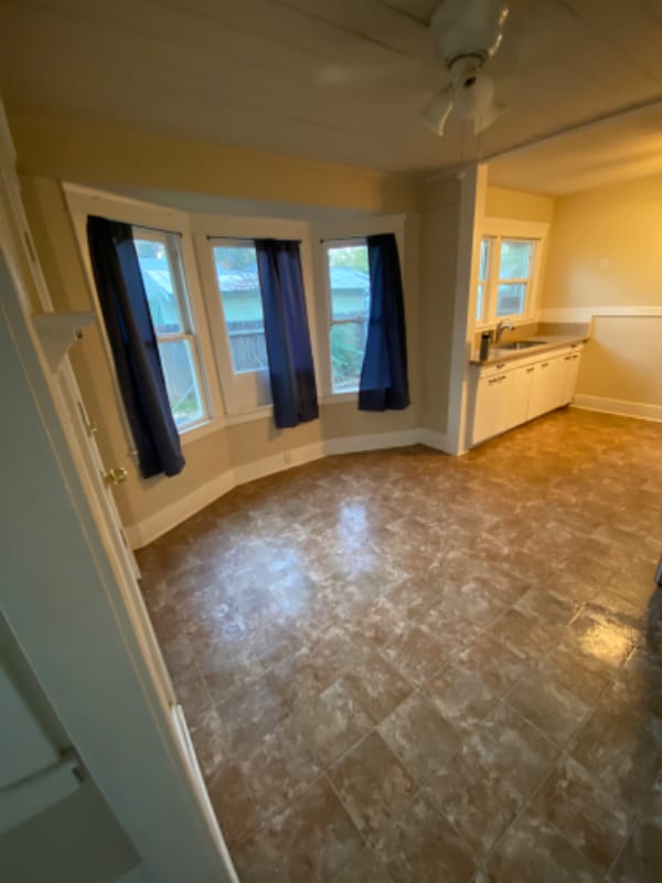 Photo - 409 Cedar Ave