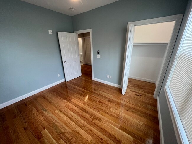 Photo - 29 Cameron Ave Unit 3