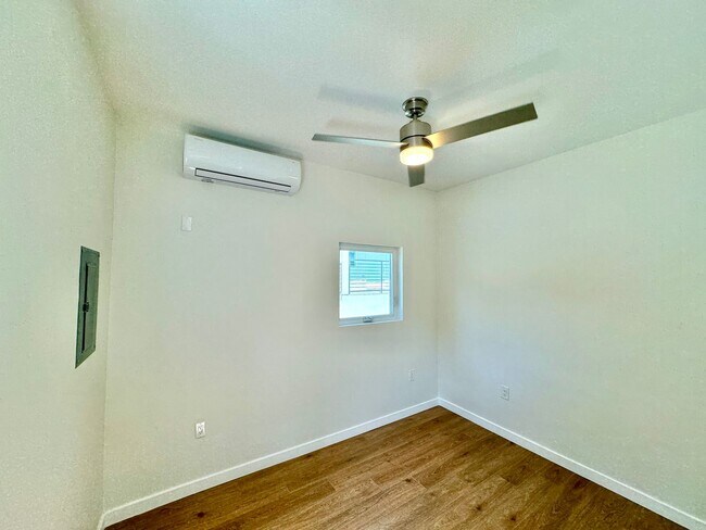 Beautifully Remodeled Studio in - Image