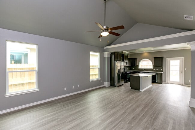 Building Photo - 3726 Ahuja Dr Rental