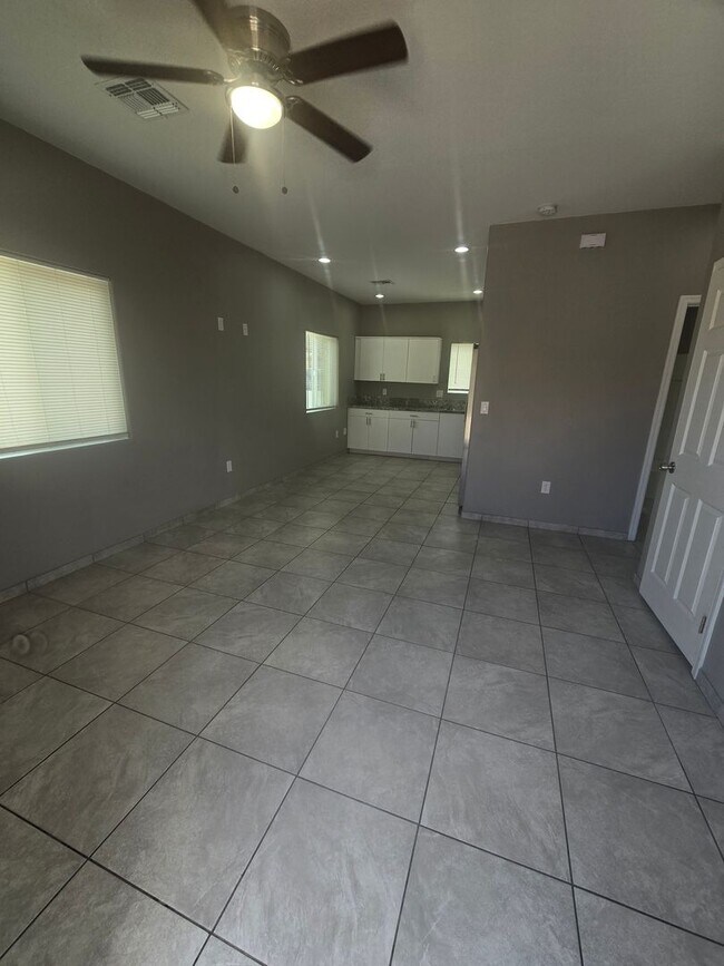 Photo - TOWNHOME AVAILABLE 2BD/1BA ALL TILE FLOORING!!! WON'T LAST!!