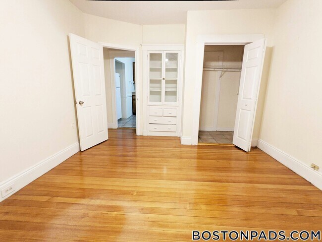 Photo - 520 Cambridge St Unit 5