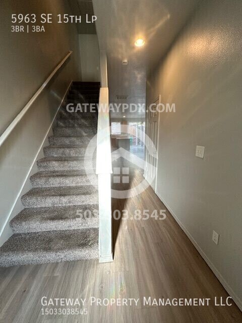 Photo - 5963 SE 15th Loop