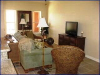 Foto del edificio - Coconut Grove Condominiums