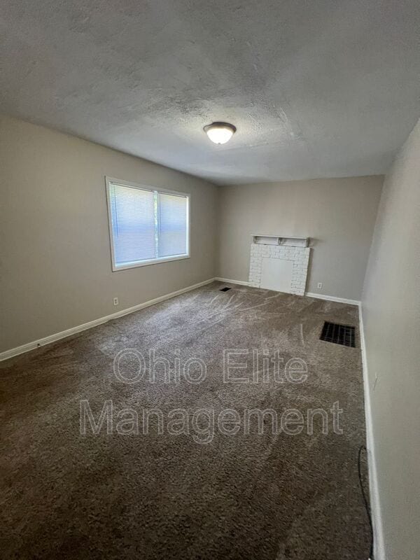 Photo - 397 S Chase Ave
