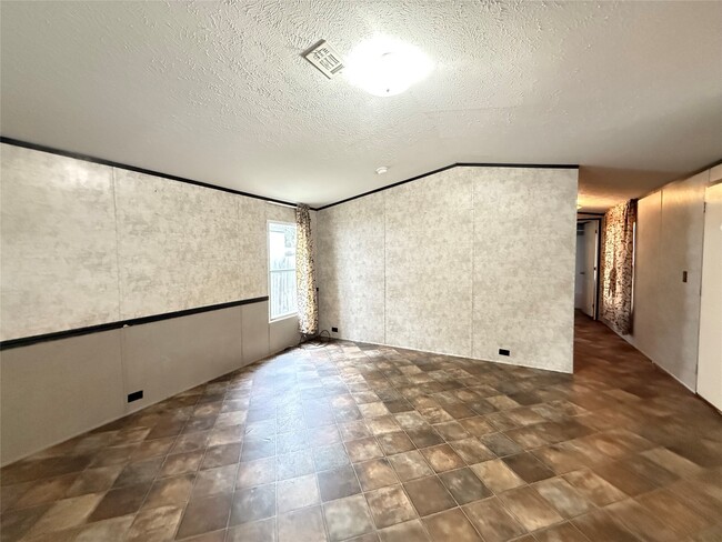 Photo - 2149 Applewood Dr
