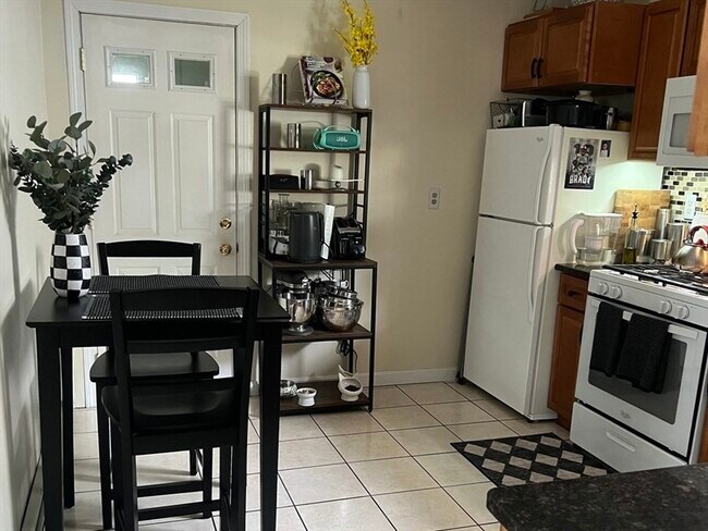 Photo - 43 Daniels St Unidad 43