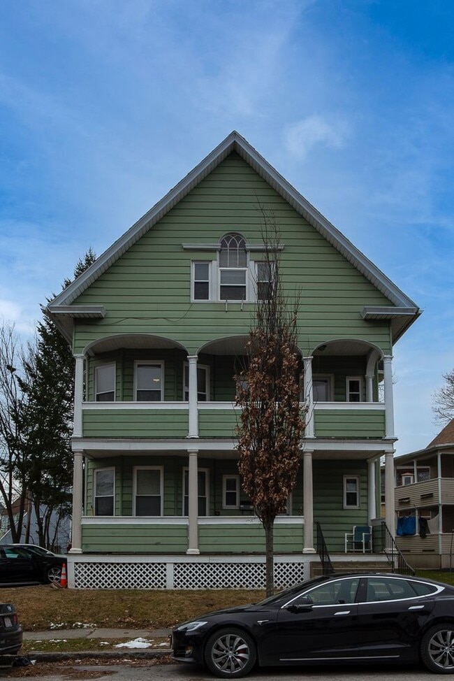 Photo - Convenient Location & Updated Amenities! Unit #3