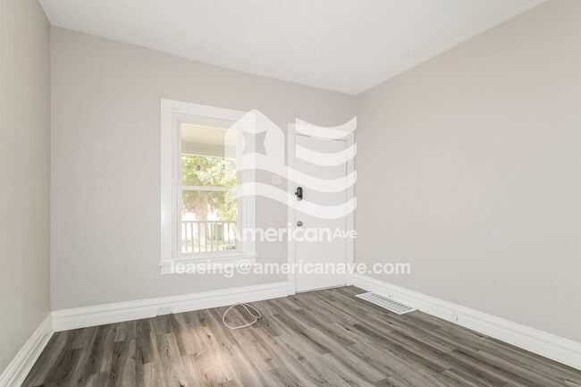 Photo - 6142 Payne Ave