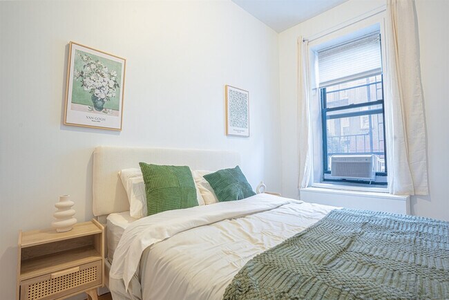 Photo - 238 E 82nd St Unidad SI ID1566057P