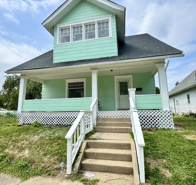Photo - 1435 S Buckeye St House