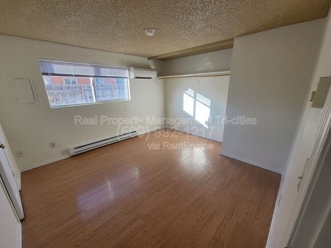 Photo - 3401 W 1st Pl