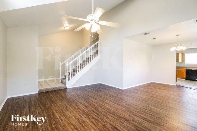 Photo - 7447 Woodland W Dr