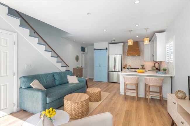 Photo - 634 Louisa St