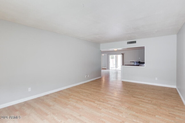 Photo - 1722 E Broadmor Dr