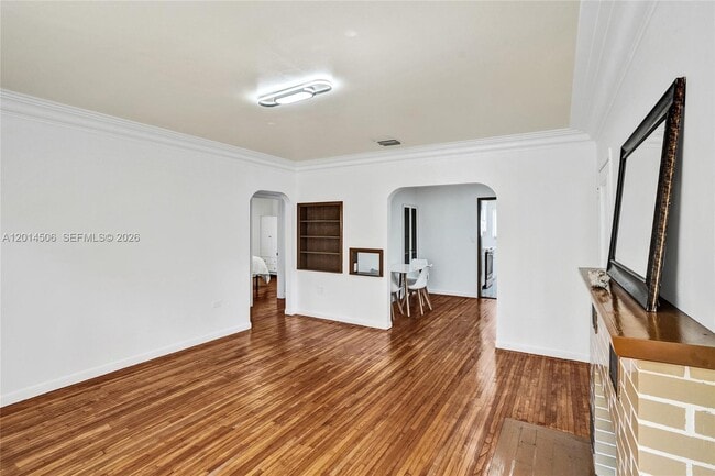 Photo - 2420 SW 16th St