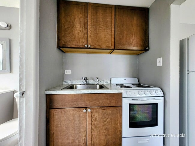 Photo - 2123 W 119th St Unidad 12