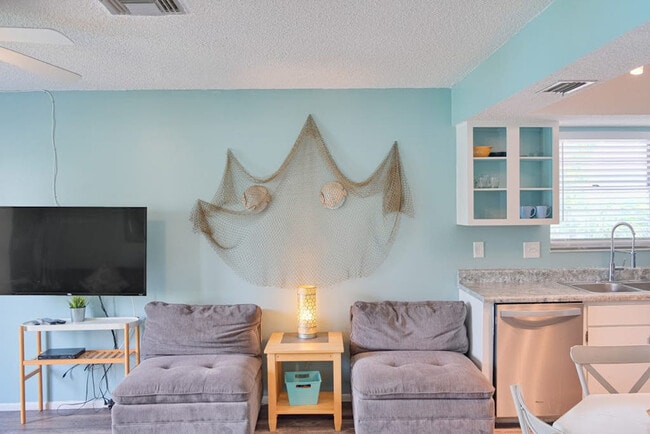 2205 Avenue B Unit SI FL2-ID1591369P