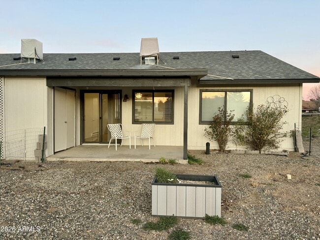 Photo - 1030 N Old Chisholm Trail