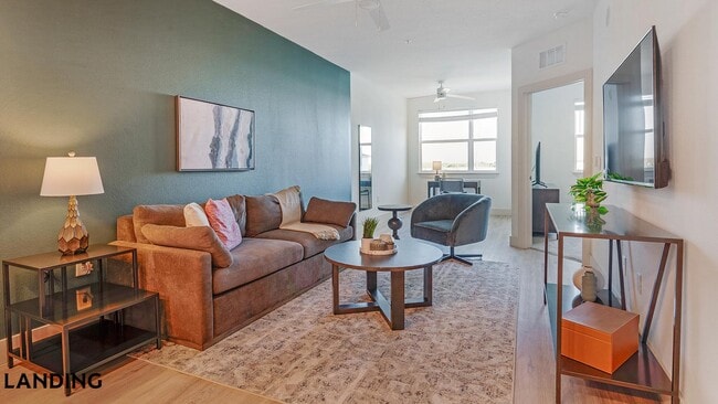 Photo - 2995 Railside Lp Unidad 4-404