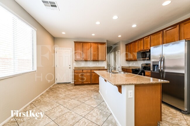 Photo - 8324 Mokena Ave