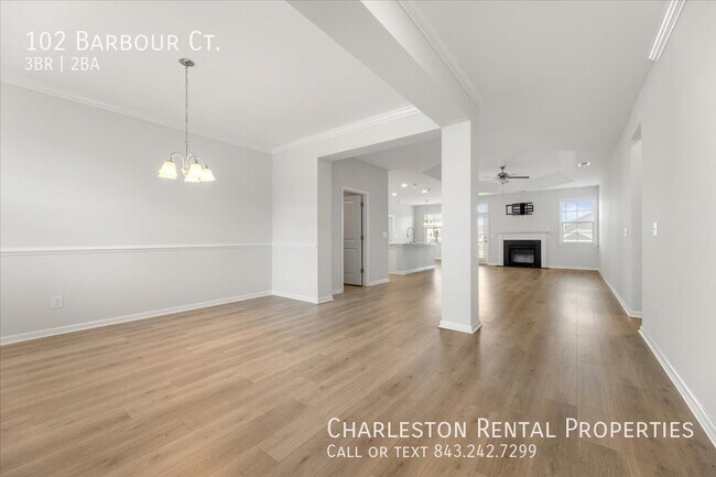 Photo - 102 Barbour Ct