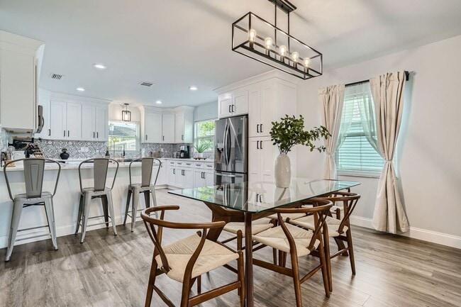 Photo - Switzer by Bayshore Blvd near MacDill AFB