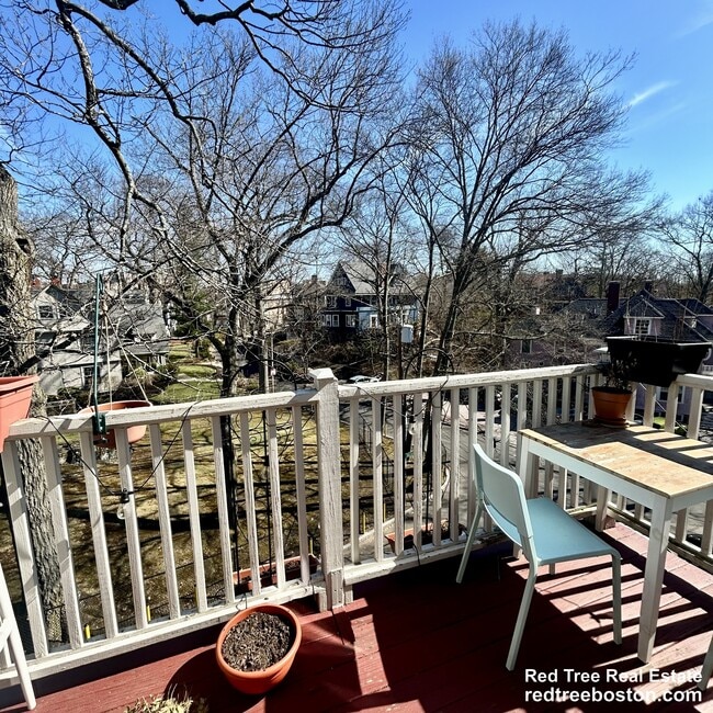 Photo - 8 Selkirk Rd Unit 8