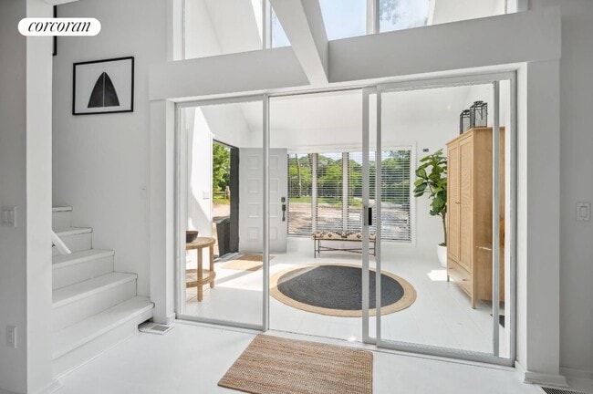 Photo - 201 Cove Hollow Rd