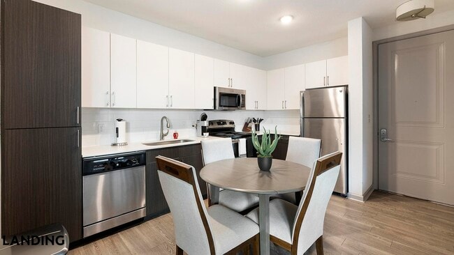 Photo - 1001 S Center St Unit 2215