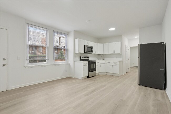 Photo - 1999 Church Ln Townhome