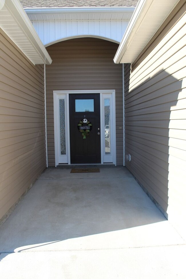 Photo - 205 Joyland Dr