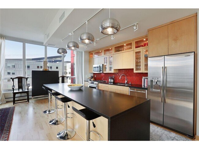 Photo - 901 S 2nd St Unit 401