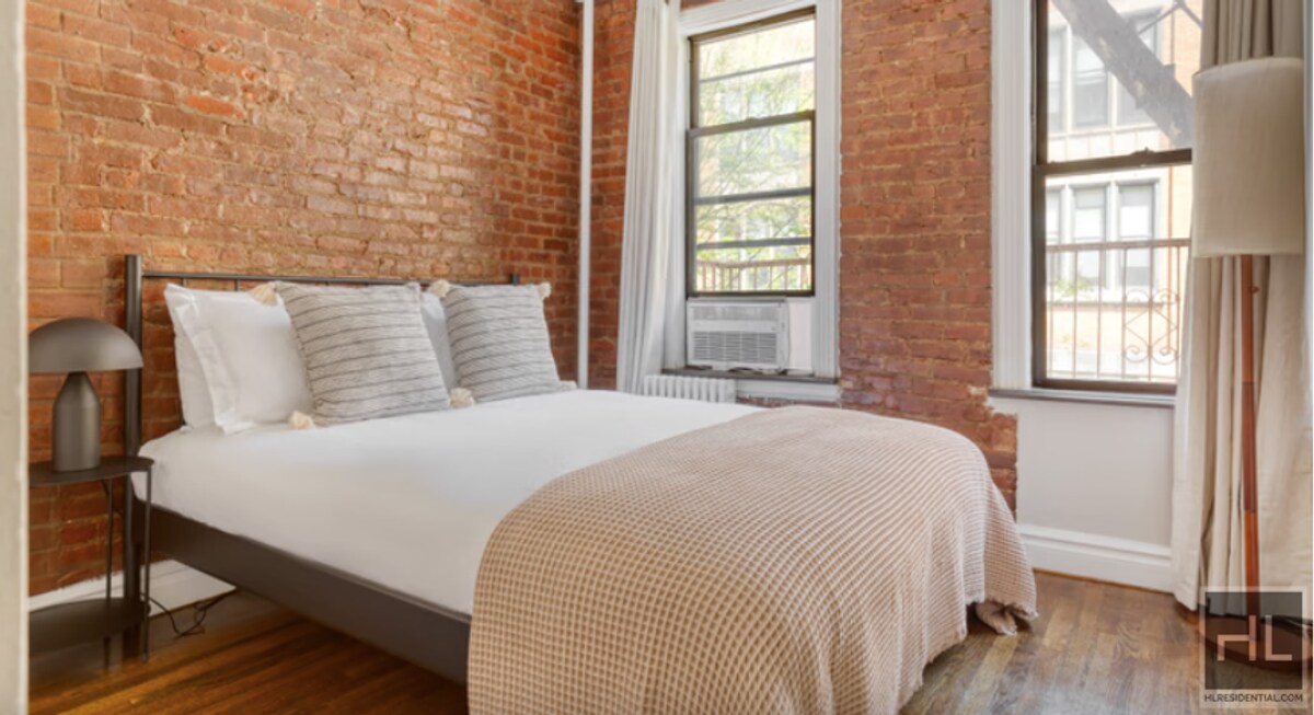 E 13TH ST. - E 13TH ST. Unit 5D