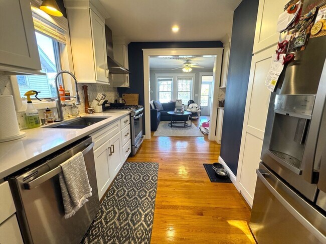 Photo - 65 Whitford St