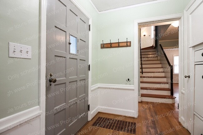 Photo - 930 SE 53rd Ave