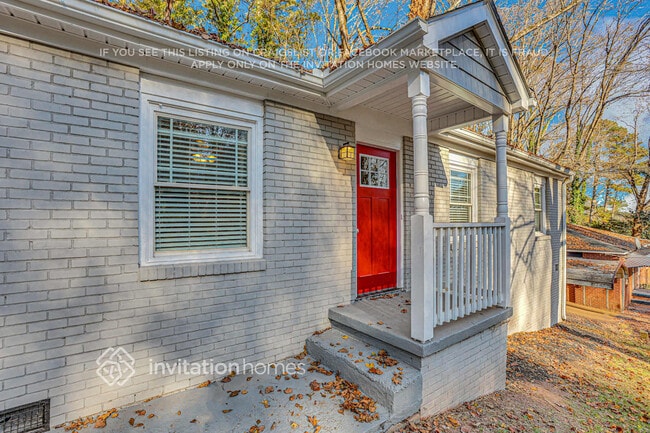 Photo - 300 Banberry Dr SE