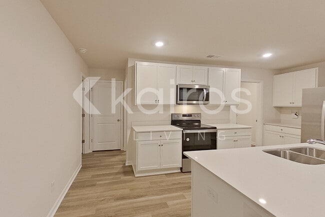 Photo - 129 Inez Ave